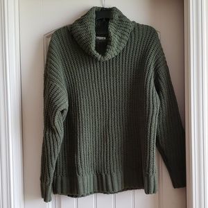 Hollister chunky sweater